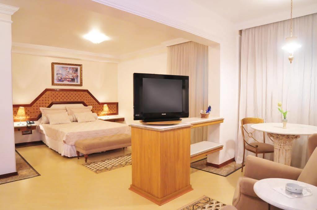 Hotel Cedro 3*